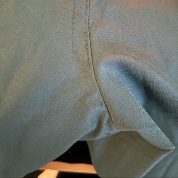 Women's Figs Yola FionLite Skinny Scrub Pants in Caribbean Blue, Size M - Picture 10 of 10